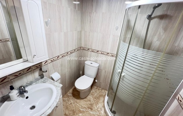 Resale - Apartment / flat - Torrevieja - Center