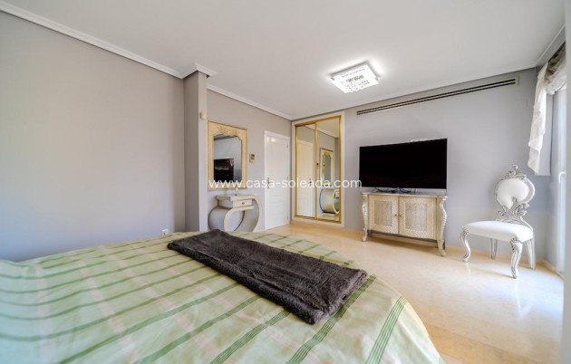 Herverkoop - Villa - Torrevieja - Torre La Mata
