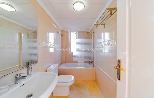 Herverkoop - Villa - Torrevieja - Torre La Mata