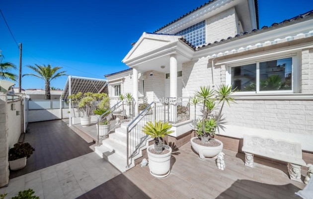 Herverkoop - Villa - Torrevieja - Torre La Mata