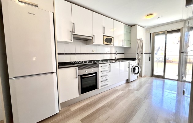 Revente - Appartement - Santa Pola