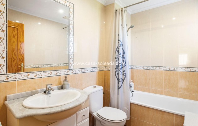 Wiederverkauf - Wohnung - Orihuela Costa - Altos De Campoamor