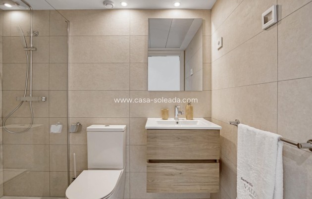 Neue Gebäude - Wohnung - Torrevieja - Punta Prima