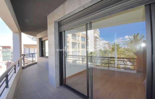 Herverkoop - Appartement / flat - Torrevieja - Centro - Muelle Pesquero
