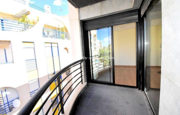 Herverkoop - Appartement / flat - Torrevieja - Centro - Muelle Pesquero