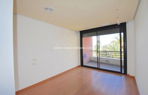 Herverkoop - Appartement / flat - Torrevieja - Centro - Muelle Pesquero