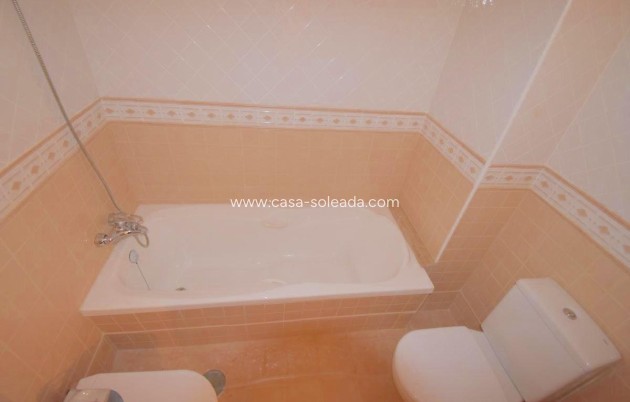 Herverkoop - Appartement / flat - Torrevieja - Centro - Muelle Pesquero