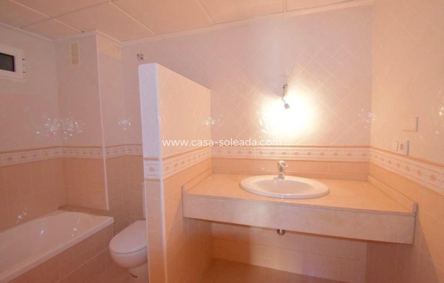 Herverkoop - Appartement / flat - Torrevieja - Centro - Muelle Pesquero