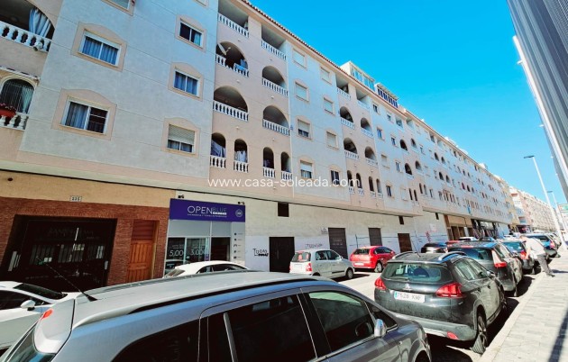 Wiederverkauf - Wohnung - Torrevieja - Estacion Autobuses
