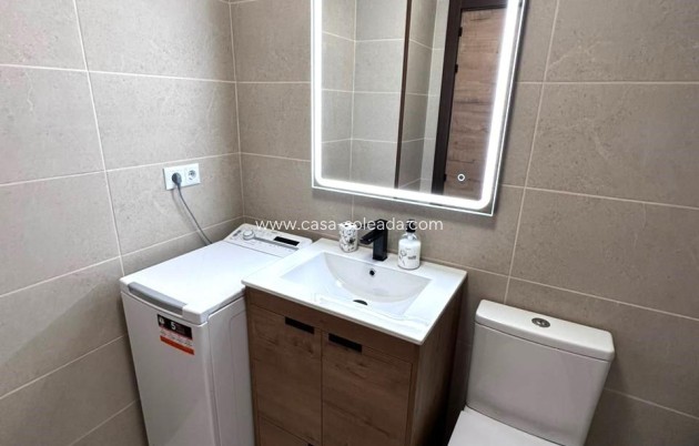 Reventa - Apartamento / piso - Torrevieja - Playa del Cura