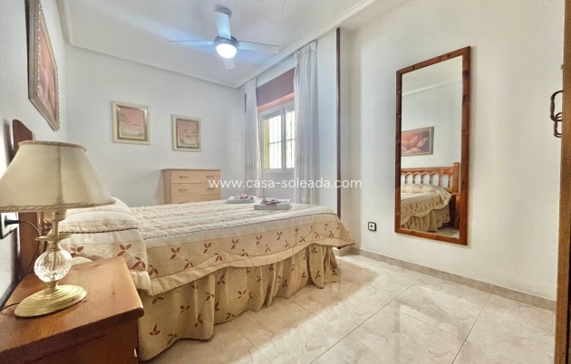 Herverkoop - Appartement / flat - Torrevieja - Habaneras