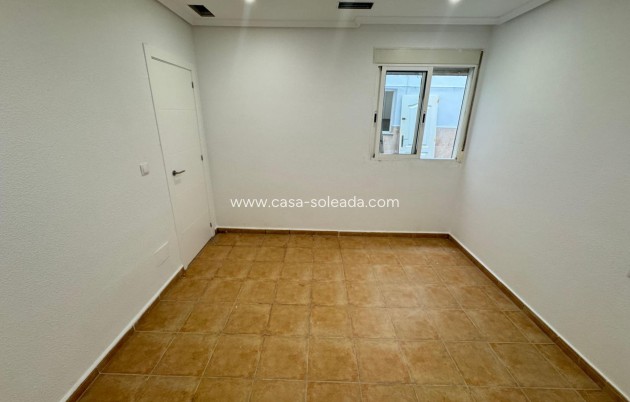 Herverkoop - Appartement / flat - Catral - Comunidad Valenciana