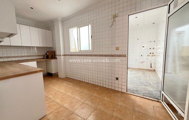 Herverkoop - Appartement / flat - Catral - Comunidad Valenciana