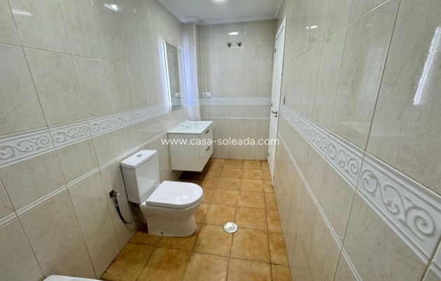 Herverkoop - Appartement / flat - Catral - Comunidad Valenciana