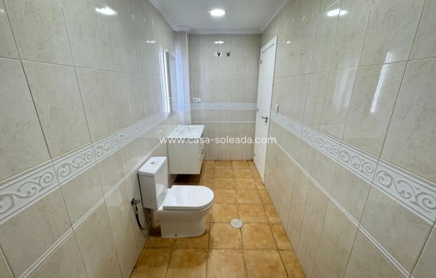 Herverkoop - Appartement / flat - Catral - Comunidad Valenciana