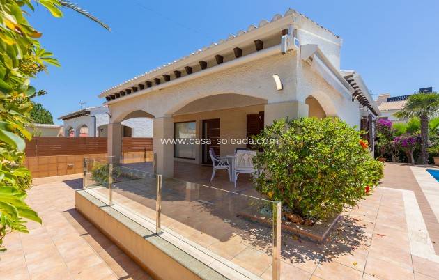 Herverkoop - Villa - Orihuela - Inland