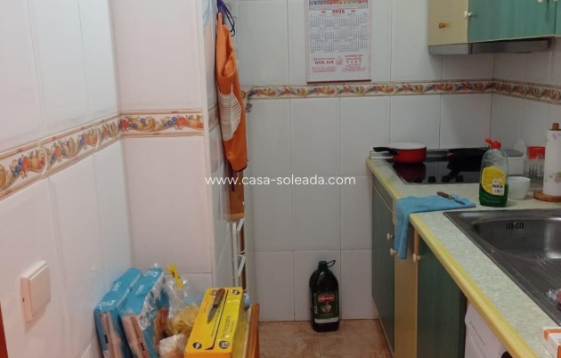 Herverkoop - Appartement / flat - Torrevieja - Habaneras