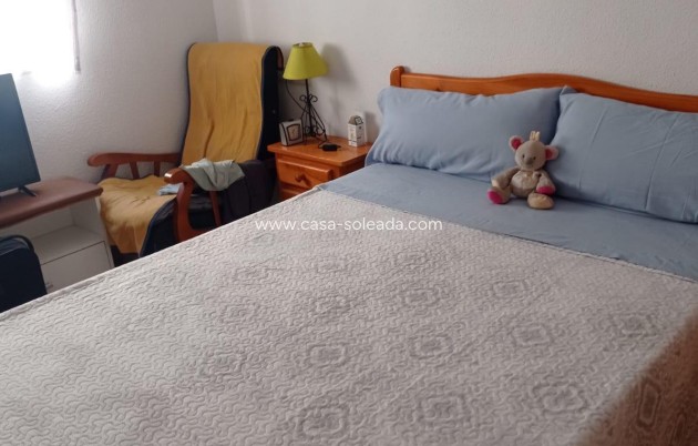 Herverkoop - Appartement / flat - Torrevieja - Habaneras