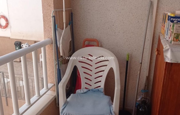Herverkoop - Appartement / flat - Torrevieja - Habaneras
