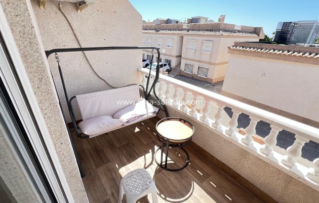 Resale - Apartment / flat - Orihuela Costa - Villamartín