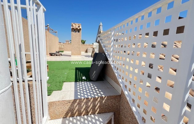 Resale - Apartment / flat - Orihuela Costa - Villamartín