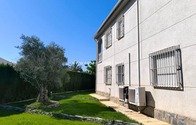 Wiederverkauf - Villa - Torrevieja - La Siesta