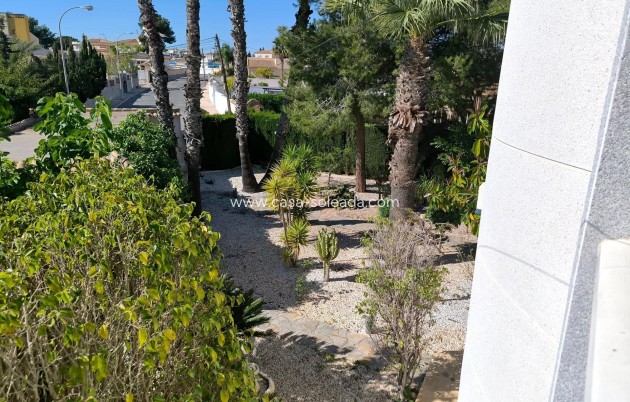 Wiederverkauf - Villa - Torrevieja - La Siesta