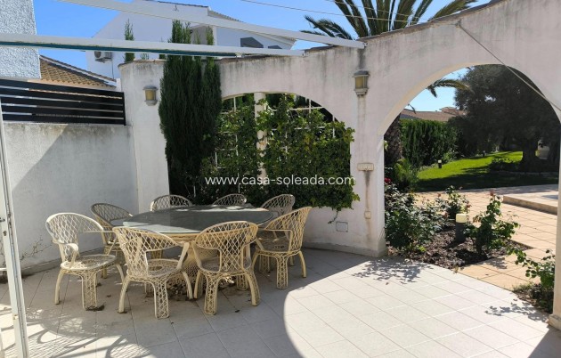 Wiederverkauf - Villa - Torrevieja - La Siesta