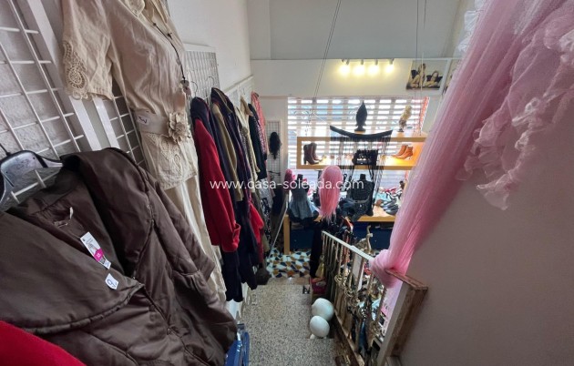 Resale - Commercial - Torrevieja