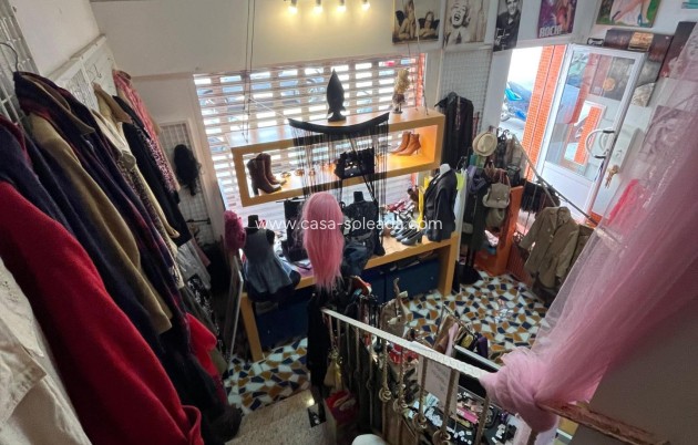 Resale - Commercial - Torrevieja