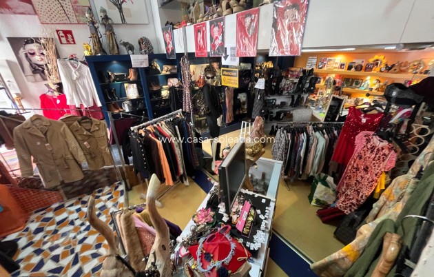 Resale - Commercial - Torrevieja