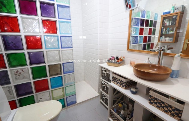 Resale - Apartment / flat - Torrevieja - Costa Blanca