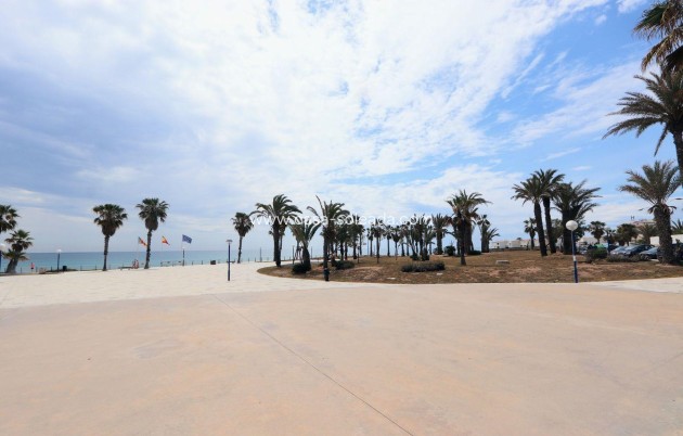 Resale - Apartment / flat - Torrevieja - Costa Blanca