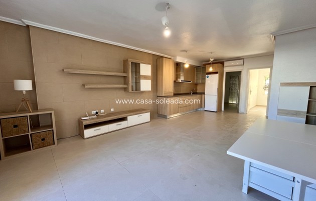 Resale - Apartment / flat - Torrevieja - Costa Blanca