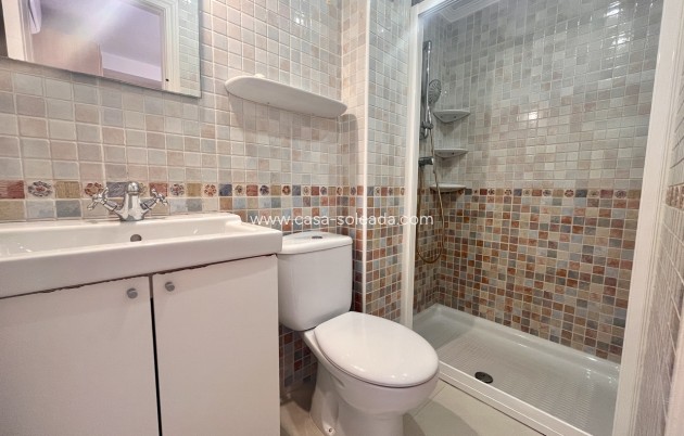 Resale - Apartment / flat - Torrevieja - Costa Blanca