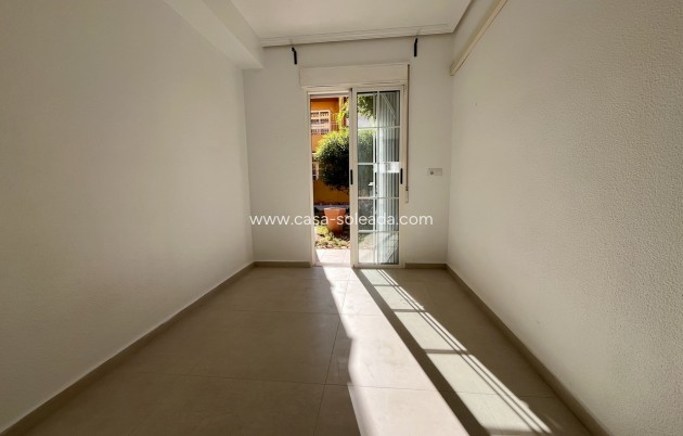Resale - Apartment / flat - Torrevieja - Costa Blanca