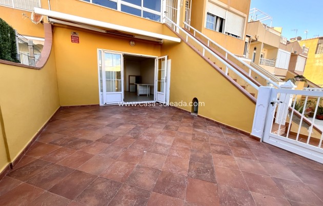 Resale - Apartment / flat - Torrevieja - Costa Blanca