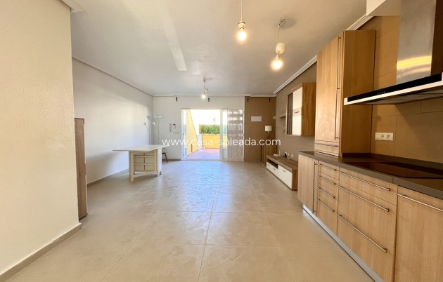 Resale - Apartment / flat - Torrevieja - Costa Blanca