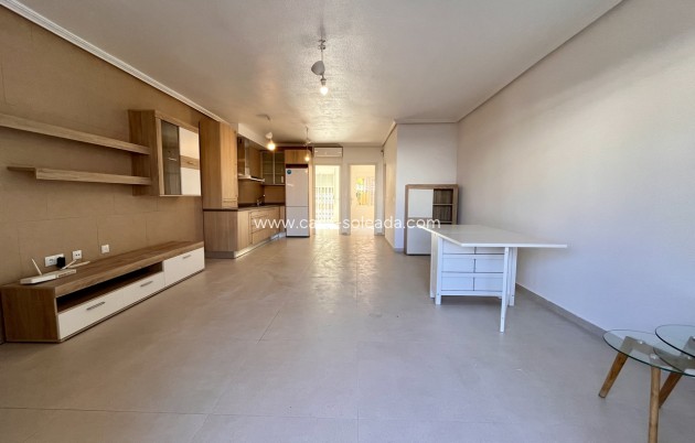 Resale - Apartment / flat - Torrevieja - Costa Blanca