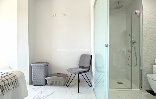 Resale - Apartment / flat - Orihuela Costa - Costa Blanca