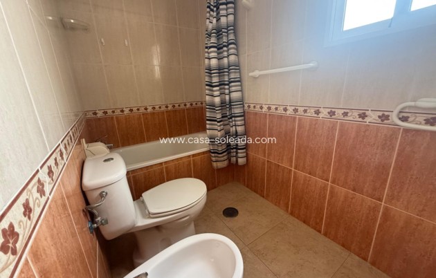 Herverkoop - Appartement / flat - Torrevieja - Playa De Los Naufragos