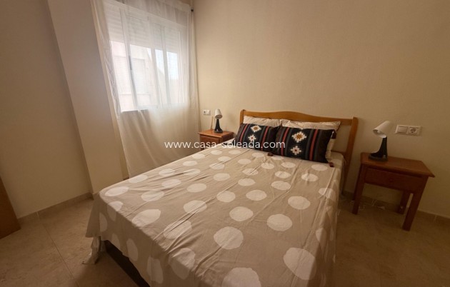 Herverkoop - Appartement / flat - Torrevieja - Playa De Los Naufragos