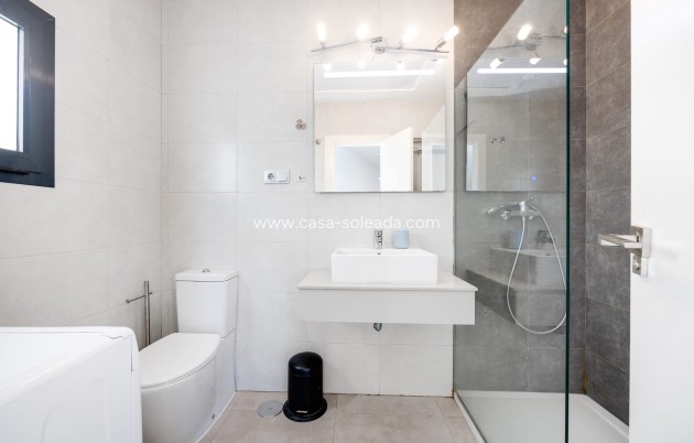 Wiederverkauf - Wohnung - Torrevieja - Cabo cervera