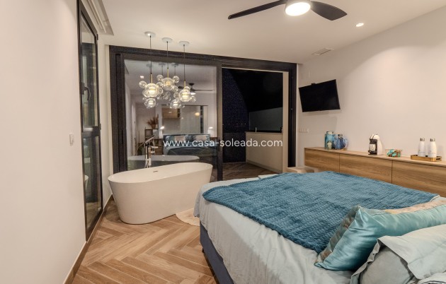 Wiederverkauf - Villa - Orihuela Costa - Las Colinas Golf Resort