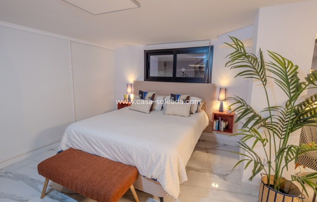 Wiederverkauf - Villa - Orihuela Costa - Las Colinas Golf Resort