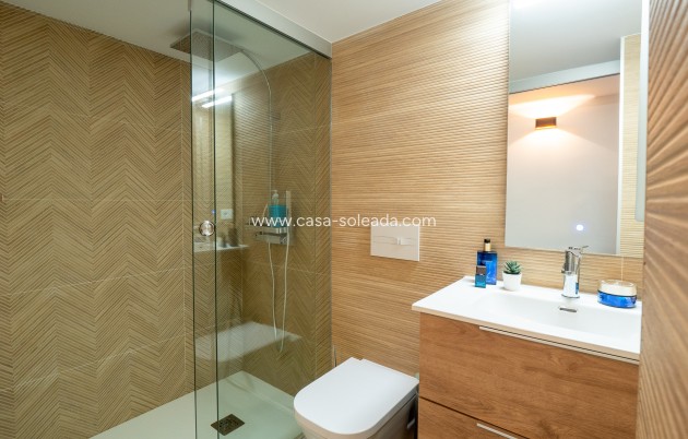Wiederverkauf - Villa - Orihuela Costa - Las Colinas Golf Resort