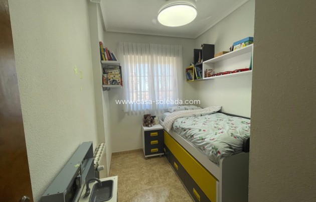 Wiederverkauf - Villa - Orihuela Costa - Villamartín