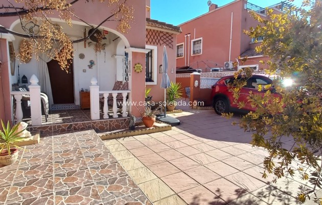 Herverkoop - Quad - Los Montesinos - La Herrada