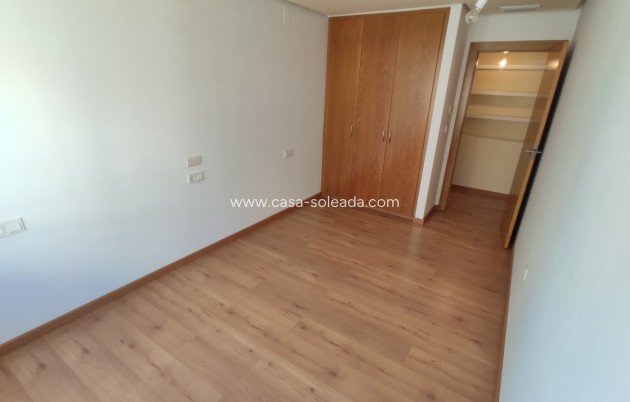 Wiederverkauf - Wohnung - Torrevieja - Puerto