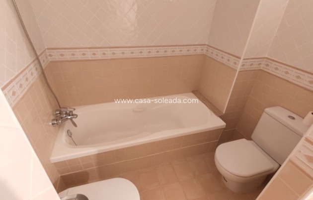 Wiederverkauf - Wohnung - Torrevieja - Puerto